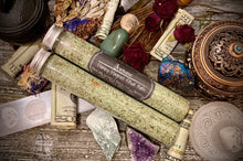 Load image into Gallery viewer, Fortune - Money Drawing Ceremonial Bath - Luck, Fast Money & Prosperity