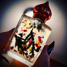 Load image into Gallery viewer, The Winter Witch Anointing Oil - Winter Solstice & Yule Blessing Ritual Oil
