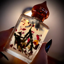 Load image into Gallery viewer, The Winter Witch Anointing Oil - Winter Solstice & Yule Blessing Ritual Oil