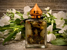 Load image into Gallery viewer, Full Moon Ritual Oil - Release Negative Energy & Manifest Positive Opportunities