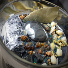 Load image into Gallery viewer, New Moon Spell Candle - Manifesting Lunar Rituals, New Beginnings, Dark Moon Phase, Witch Moon