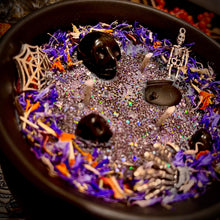 Load image into Gallery viewer, SKULLDRON© Candle - La Bruja Apothecary Cauldron Candle