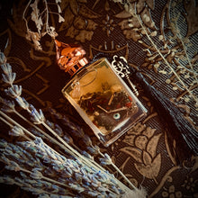 Load image into Gallery viewer, The Seer - Spiritual Divination Oil, Seeking Answers, Tarot Reading, Fortune Teller, Tasseography, Third Eye Opener
