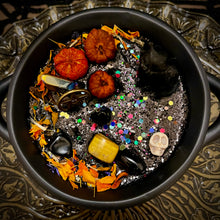 Load image into Gallery viewer, Season of The Witch Cauldron Candle