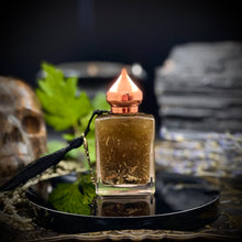 Load image into Gallery viewer, Pure Mugwort Ritual Oil - Astral Travel, Divination Work, Horoscope Reading, Fortune Teller, Mugwort Magic, Tea Reading, Shadow Work
